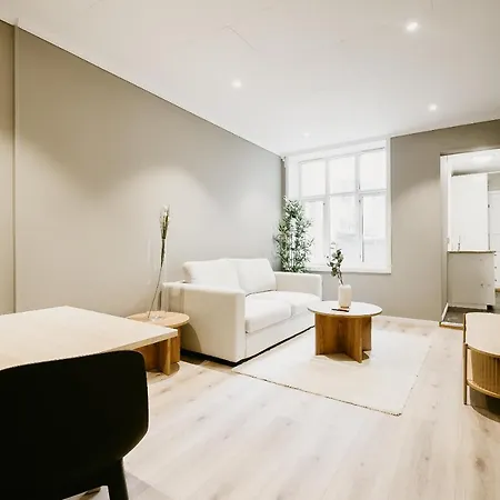 The - N°1 Μπέργκεν